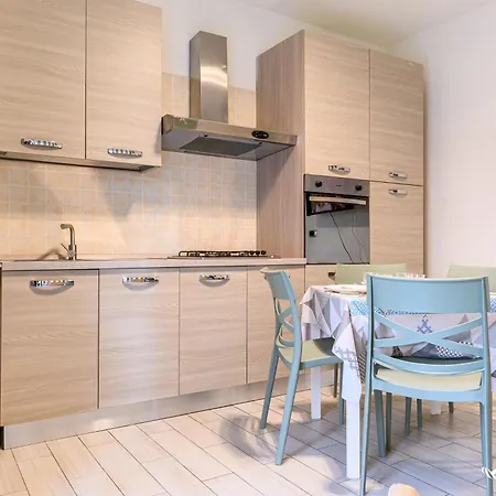 Bilocale Mentana - Invacanza