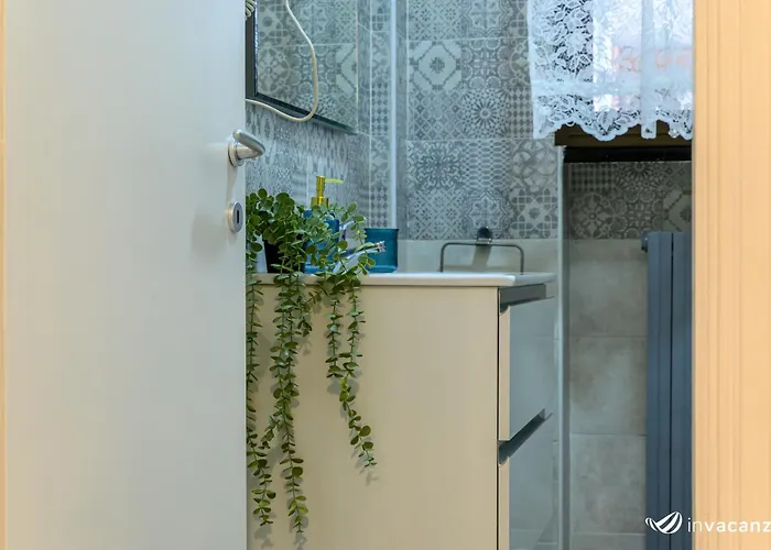 Bilocale Mentana 1 - Invacanza Apartment