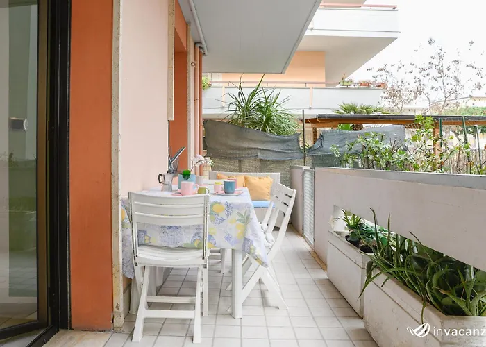 Bilocale Mentana 1 - Invacanza Apartment